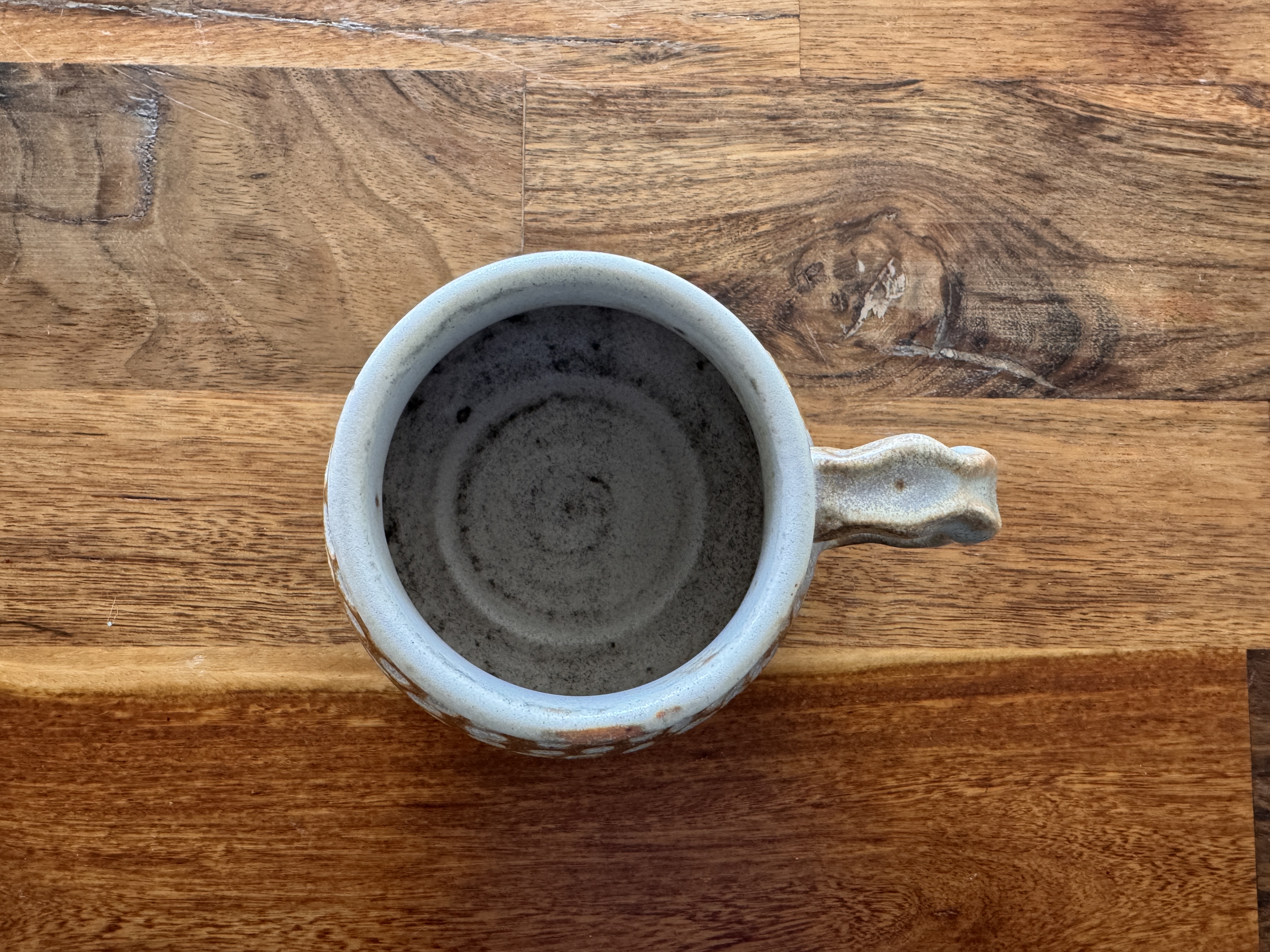 Spotted Mug — detail