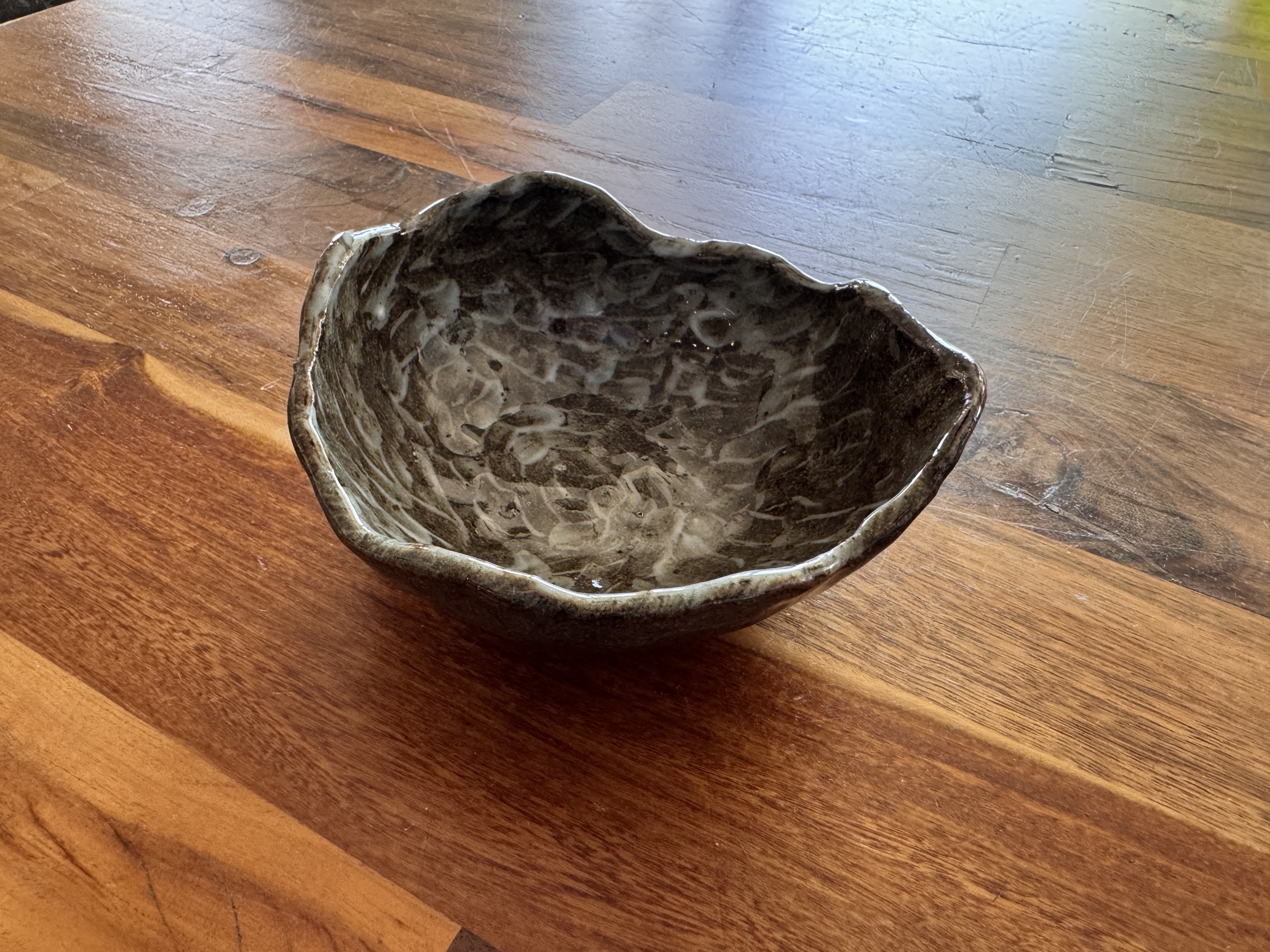 Pinched Bowl — detail