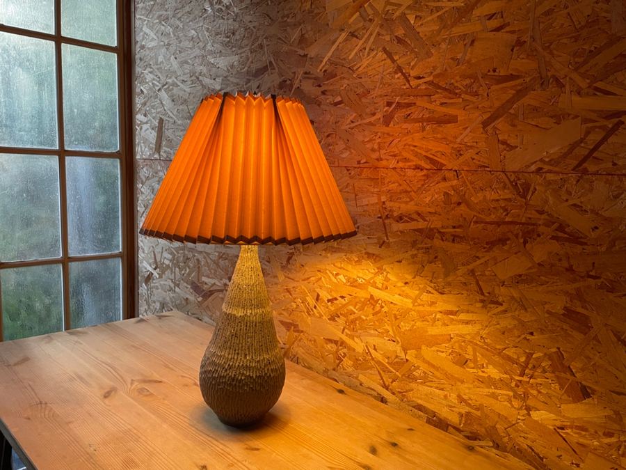Duke Doyle ceramic lamp by a foggy studio window