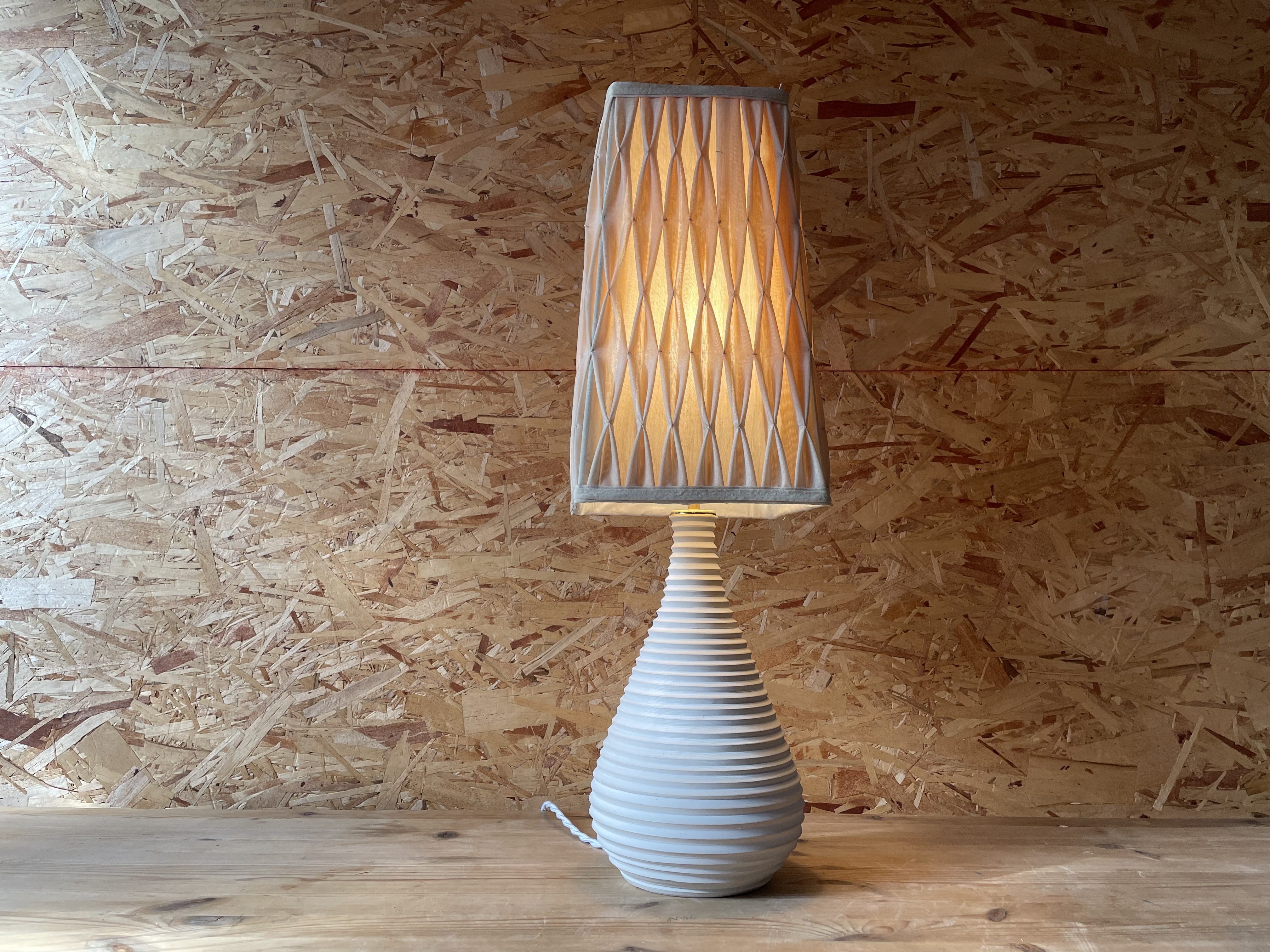 Ceramic lamp